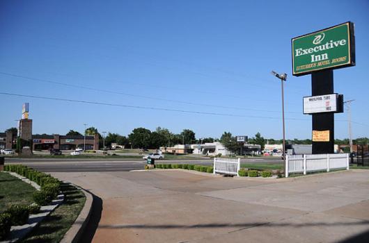 Executive Inn Oklahoma City Exterior photo